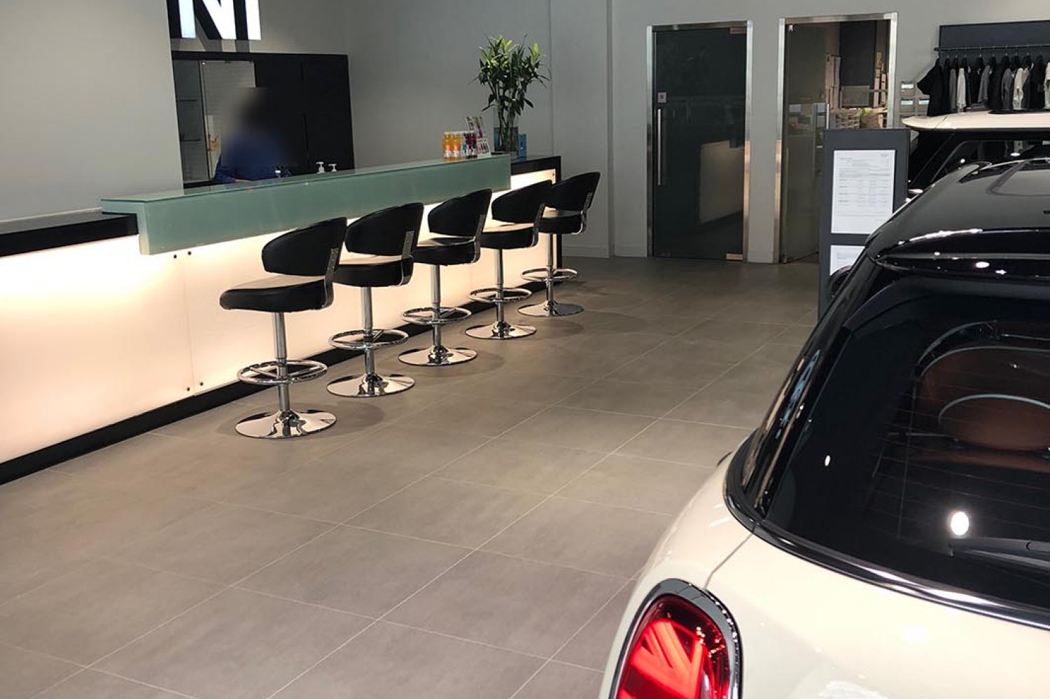 BMW  Showroom